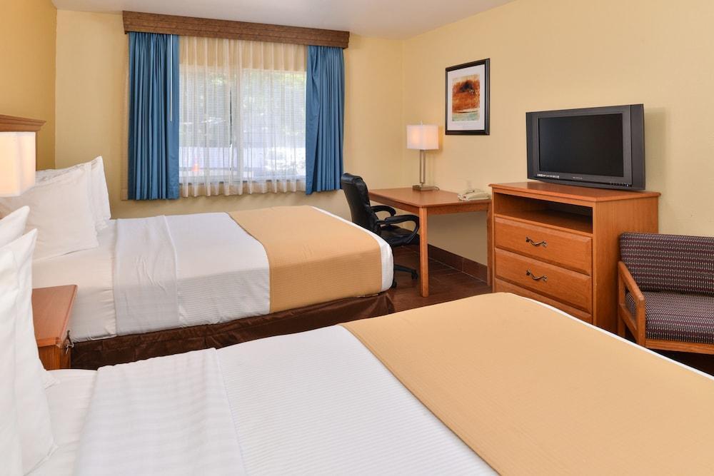 Best Western Kiva Inn Fort Collins Exterior foto